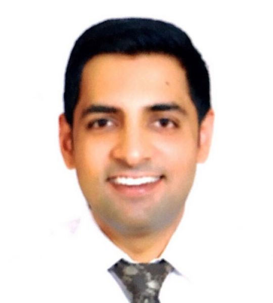 Dr Nikhil Shetty