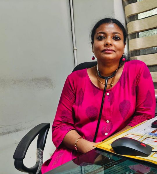 Dr GAYATHRI